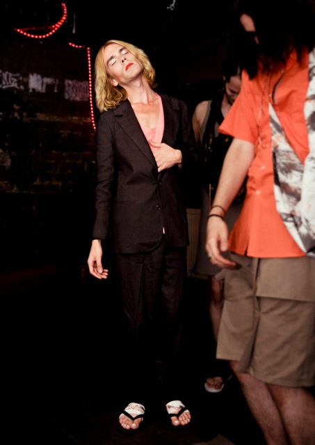 20110620-House of - 01-4429_lr1000