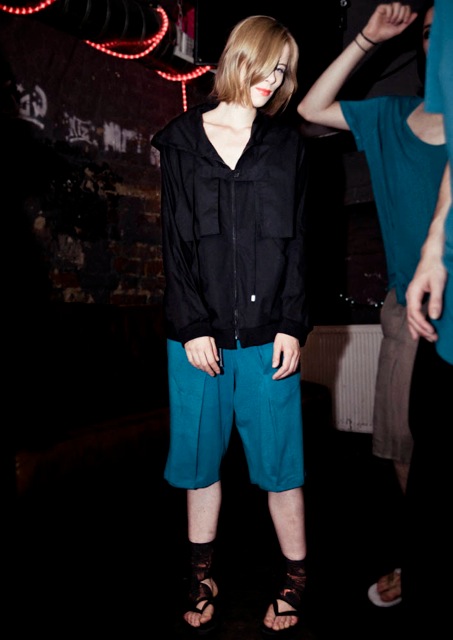 20110621-House of - 01-4806_lr1000