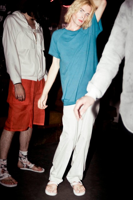 20110621-House of - 01-5305_lr1000